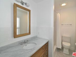 4241 Colfax Avenue D, Studio City CA 91604