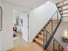 639 Pacific Street A, Santa Monica CA 90405