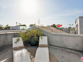 639 Pacific Street A, Santa Monica CA 90405