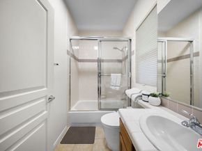 18330 Hanan Court, Tarzana CA 91356