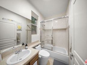 18330 Hanan Court, Tarzana CA 91356