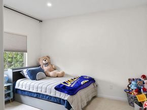 18330 Hanan Court, Tarzana CA 91356