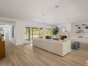 1413 Allenford Avenue, Los Angeles CA 90049