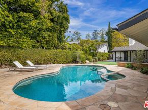 1413 Allenford Avenue, Los Angeles CA 90049