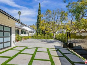 1413 Allenford Avenue, Los Angeles CA 90049