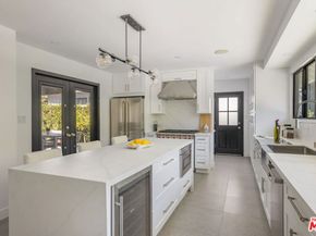 1413 Allenford Avenue, Los Angeles CA 90049