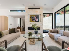 1205 Las Lomas Place, Pacific Palisades CA 90272