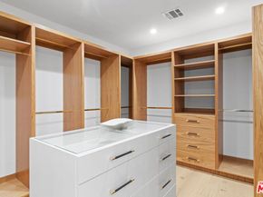 4535 Haskell Avenue, Encino CA 91436
