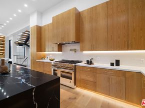 4535 Haskell Avenue, Encino CA 91436