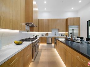 4535 Haskell Avenue, Encino CA 91436