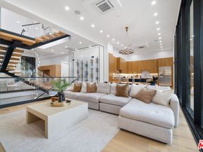 4535 Haskell Avenue, Encino CA 91436