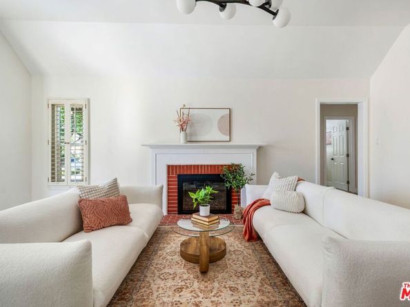 3770 Somerset Drive, Los Angeles CA 90016