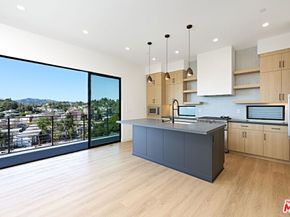 1653 N Bruce Court, Los Angeles CA 90026