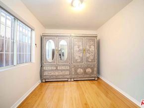 1531 Cambria Street, Los Angeles CA 90017