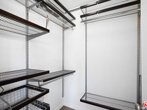 432 S Hamel Road 302, Los Angeles CA 90048