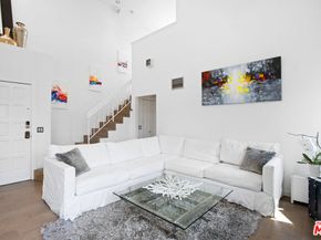 432 S Hamel Road 302, Los Angeles CA 90048