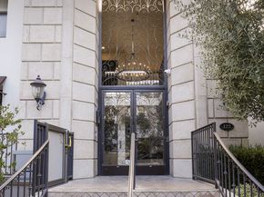 122 N Clark Drive 306, West Hollywood CA 90048