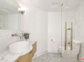 122 N Clark Drive 306, West Hollywood CA 90048