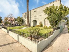 1101 W 45th Street, Los Angeles CA 90037
