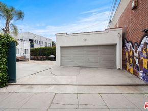 803 S Sycamore Avenue, Los Angeles CA 90036