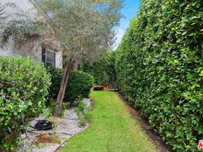 803 S Sycamore Avenue, Los Angeles CA 90036