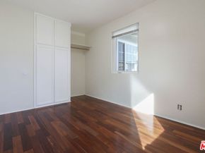 8324 Barnsley Avenue, Los Angeles CA 90045