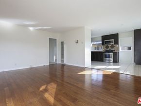 8324 Barnsley Avenue, Los Angeles CA 90045