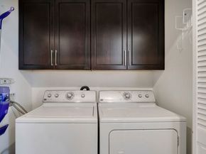 1434 Greenfield Avenue 303, Los Angeles CA 90025