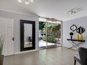 1434 Greenfield Avenue 303, Los Angeles CA 90025