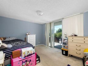 6505 S Halm Avenue, Los Angeles CA 90056