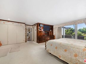 6505 S Halm Avenue, Los Angeles CA 90056