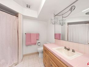 6505 S Halm Avenue, Los Angeles CA 90056