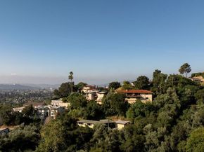 941 Cavanagh Road, Glendale CA 91207
