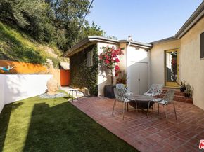 941 Cavanagh Road, Glendale CA 91207