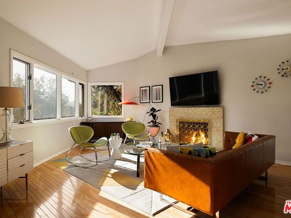 941 Cavanagh Road, Glendale CA 91207