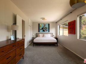 941 Cavanagh Road, Glendale CA 91207