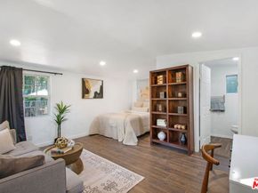 3726 Laurel Canyon Boulevard, Studio City CA 91604
