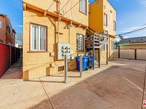 1159 West Boulevard, Los Angeles CA 90019