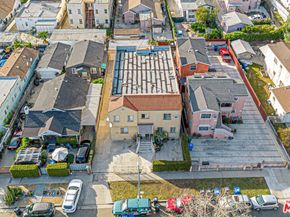 1159 West Boulevard, Los Angeles CA 90019