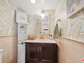 359 Termino Avenue, Long Beach CA 90814