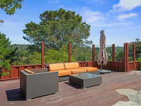 1640 El Paso Real, La Jolla CA 92037