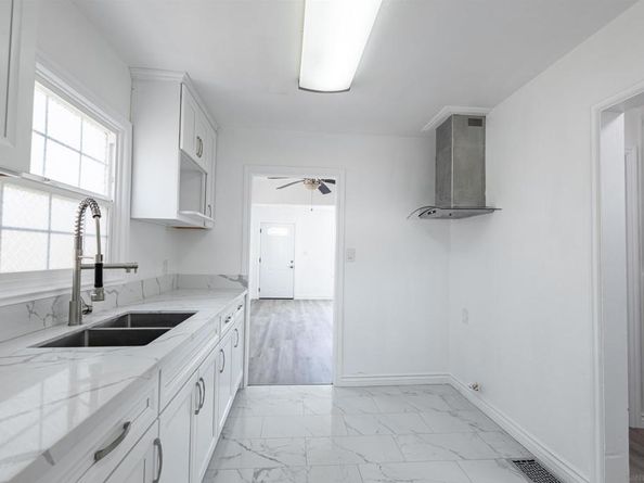 4244 46Th St, San Diego CA 92115