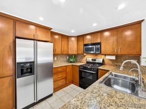 6998 Camino Degrazia, San Diego CA 92111