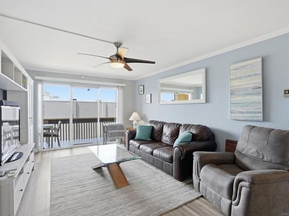 1855 Diamond 114, San Diego CA 92109