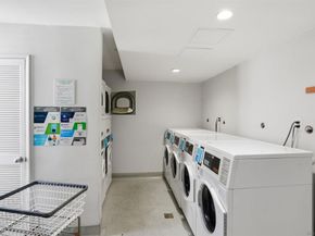 1855 Diamond 114, San Diego CA 92109