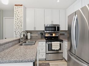 1855 Diamond 114, San Diego CA 92109