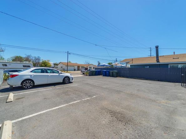 24 Oro St., El Cajon CA 92021