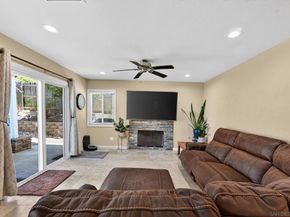 5025 Viewridge Way, Oceanside CA 92056