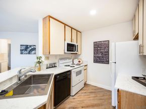 9705 Mesa Springs Way Unit 224, San Diego CA 92126