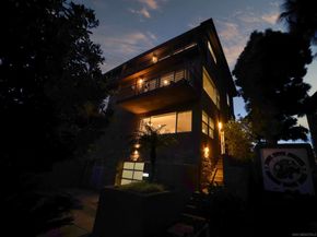 1122 Locust St, San Diego CA 92106